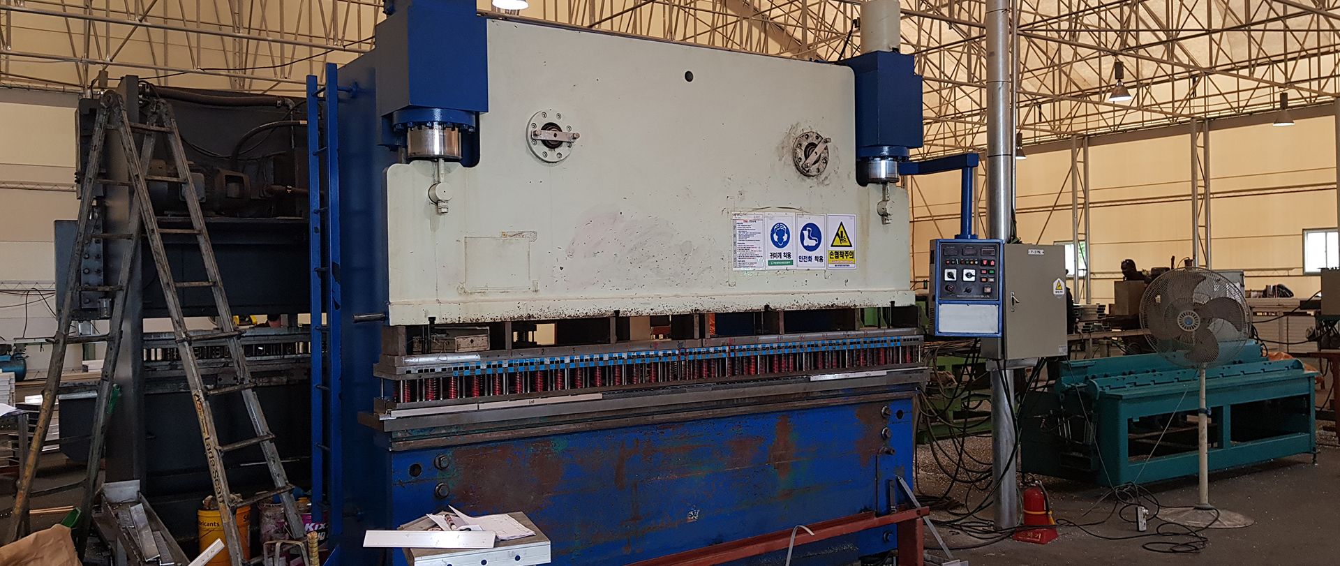 메인 슬라이드 이미지